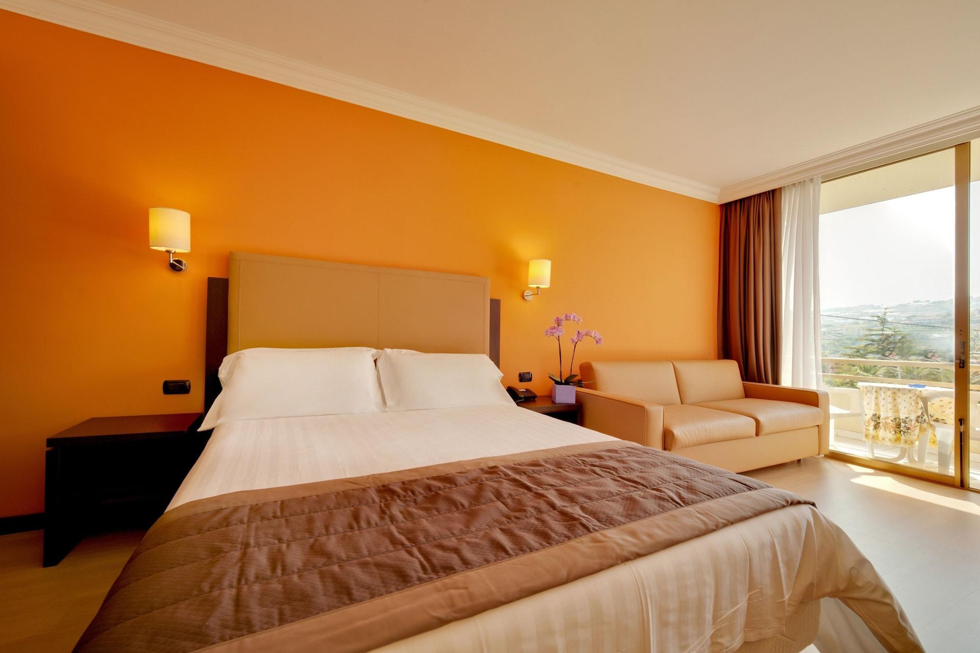 Nyala Suite Hotel Sanremo Eksteriør billede